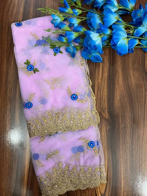 Lilac_Net_Thread_Embroidery_Cutwork_Border_Dupatta_For_Women
