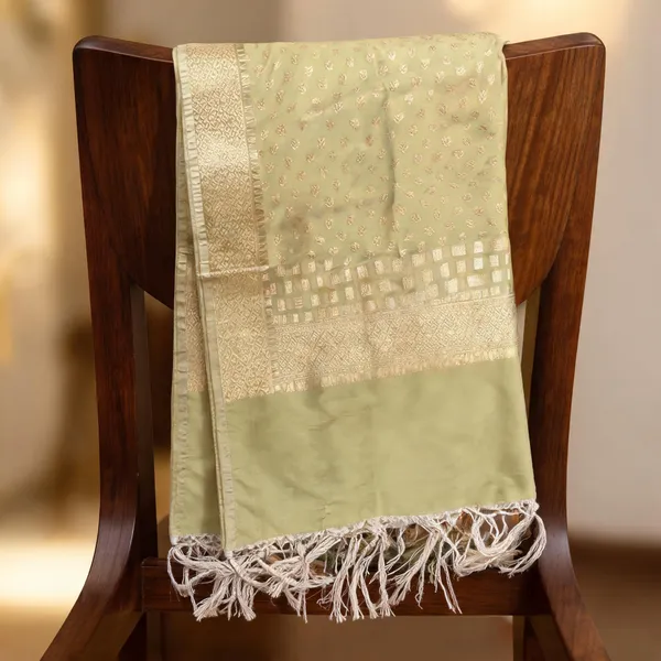 Multicolor_Silk_Zari_Small_Leaf_Design_Banarasi_Dupatta_For_Women