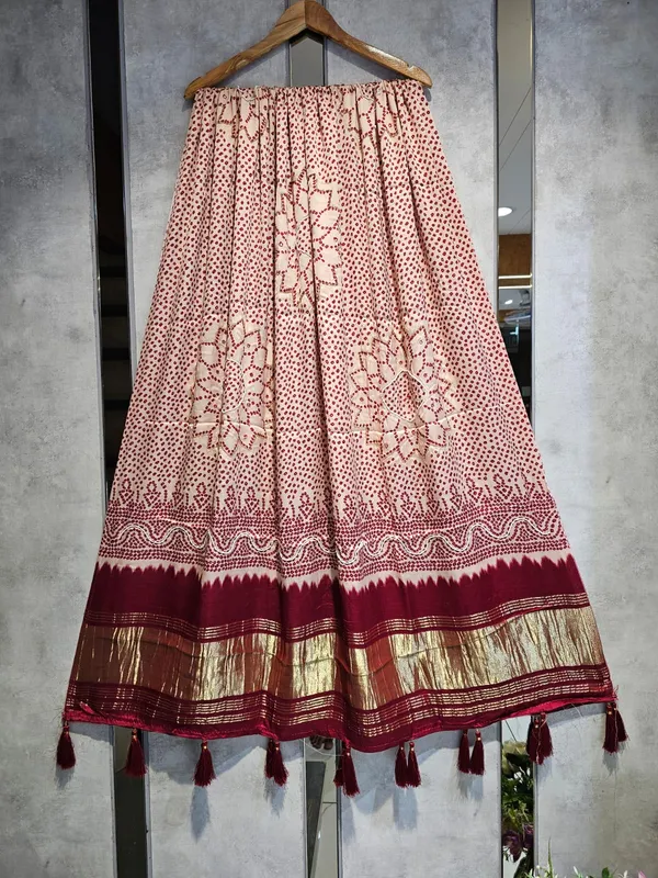 Multicolor_Modal_Silk_Designer_Dupatta_For_Women