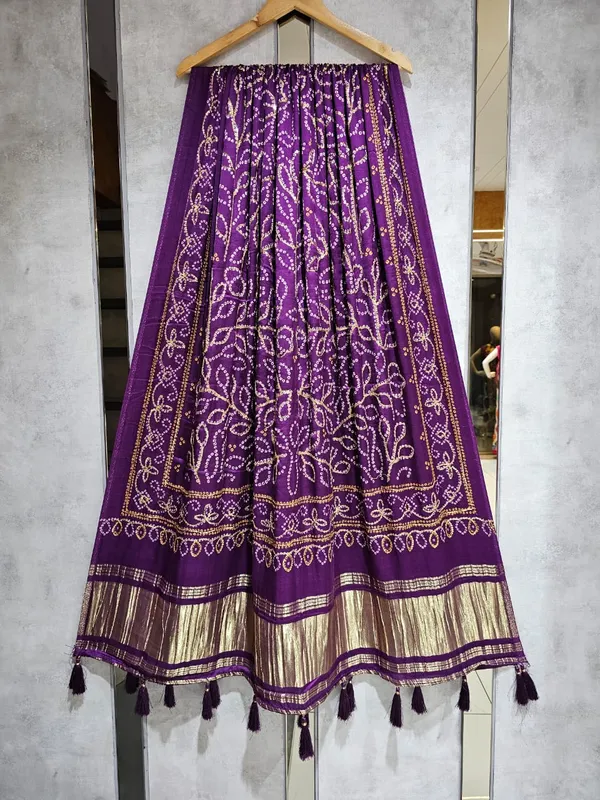 Multicolor_Modal_Silk_Designer_Dupatta_For_Women