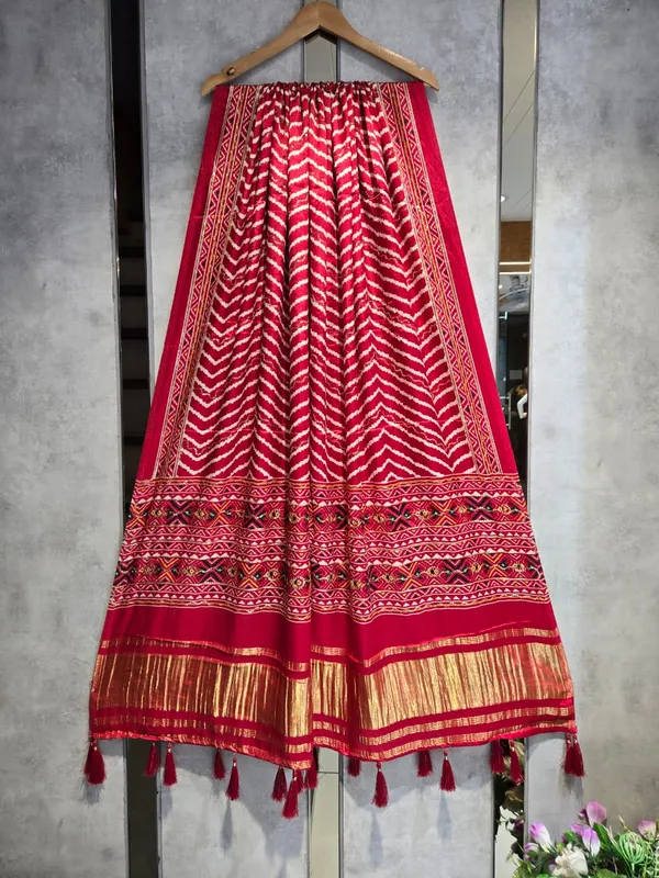 Multicolor_Modal_Silk_Designer_Dupatta_For_Women