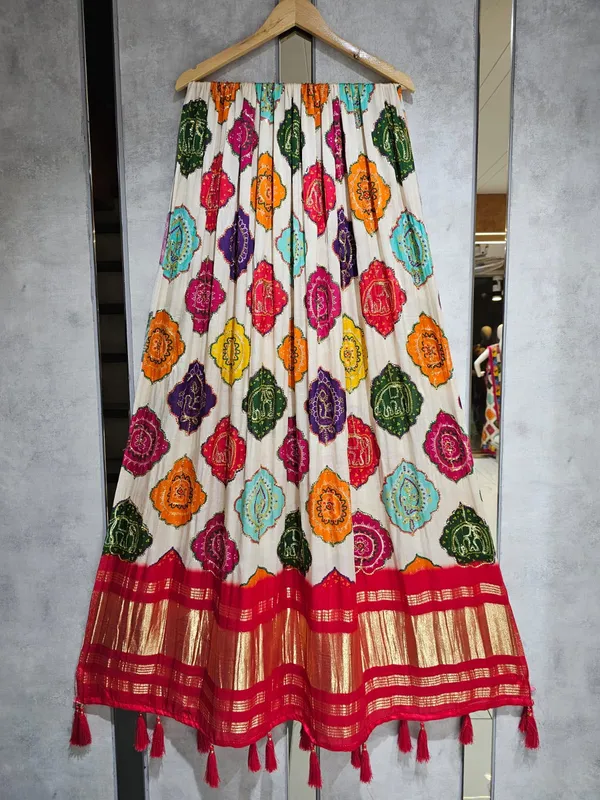 Multicolor_Modal_Silk_Designer_Dupatta_For_Women