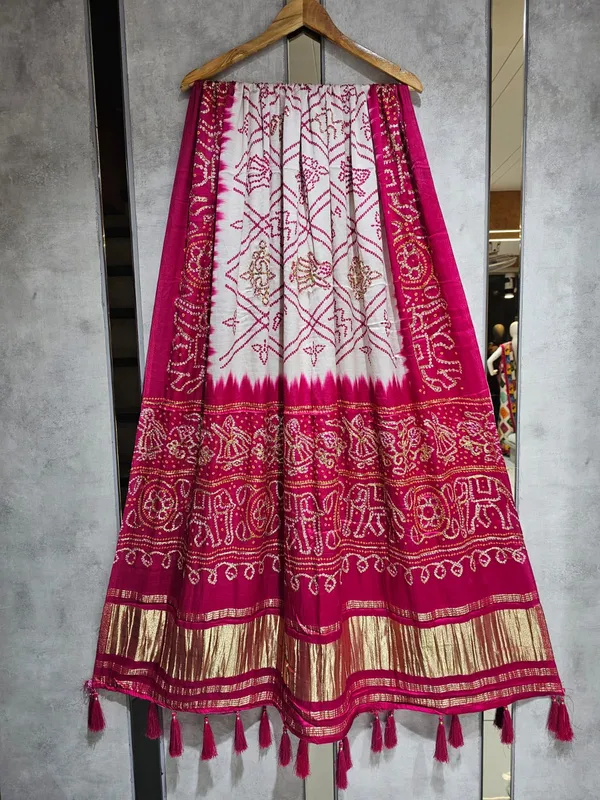 Multicolor_Modal_Silk_Designer_Dupatta_For_Women