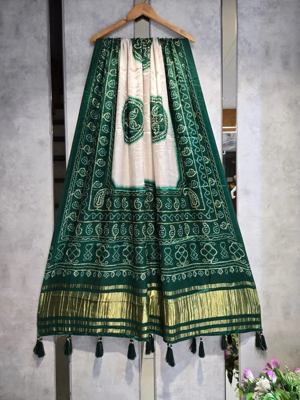 Multicolor_Modal_Silk_Designer_Dupatta_For_Women