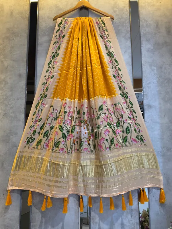 Multicolor_Modal_Silk_Designer_Dupatta_For_Women