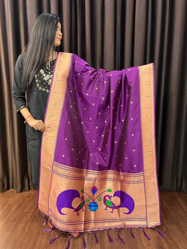 Multicolor_Silk_Designer_Dupatta_For_Women