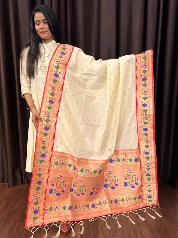 Multicolor_Silk_Designer_Dupatta_For_Women