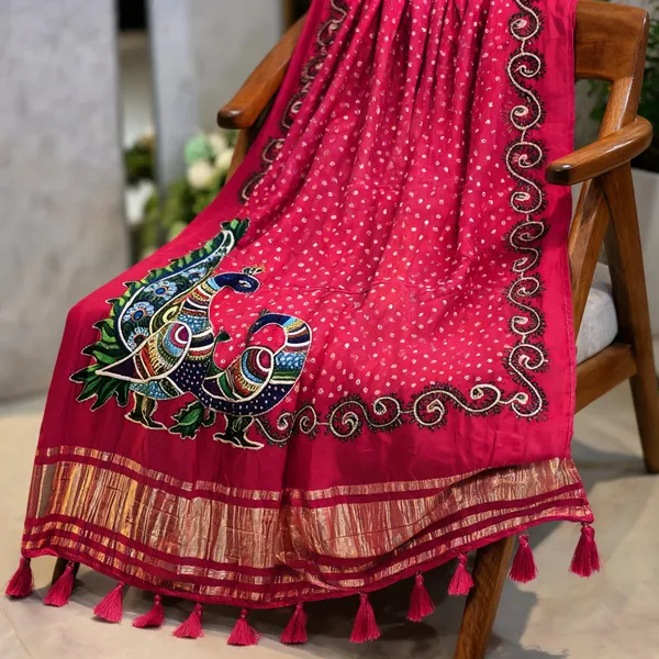 Pink_Modal_Gajji_Silk_Peacock_Print_Dupatta_For_Women