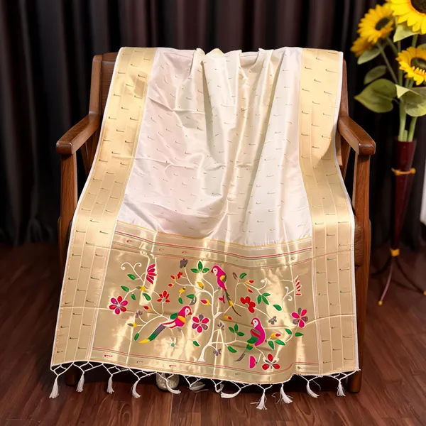 White_Silk_Paithani_Parrot_Design_Muniya_Border_Dupatta_For_Women