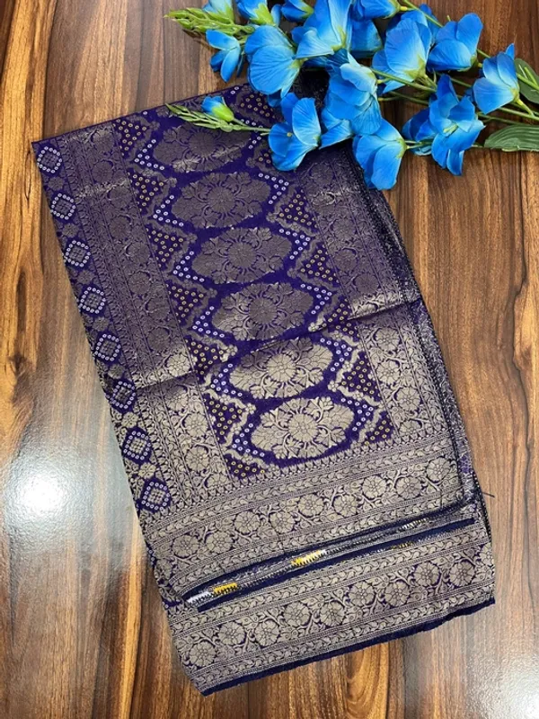 Violet_Viscose_Silk_Bandhani_Zari_Designer_Pallu_Dupatta_For_Women