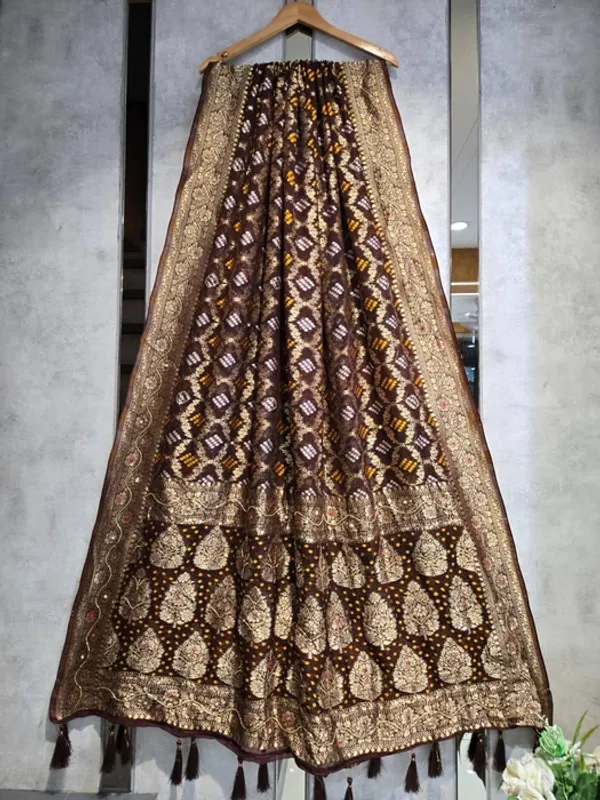 Violet_Georgette_Bandhani_Hand_Work_Dupatta_For_Women