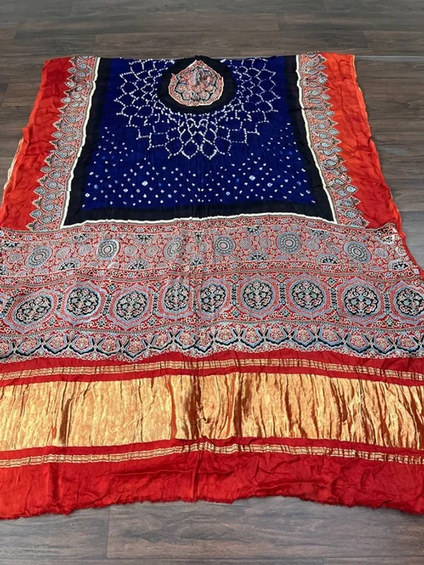Multicolor_Modal_Silk_Bandhani_Ajrakh_Tissue_Pallu_Dupatta_For_Women