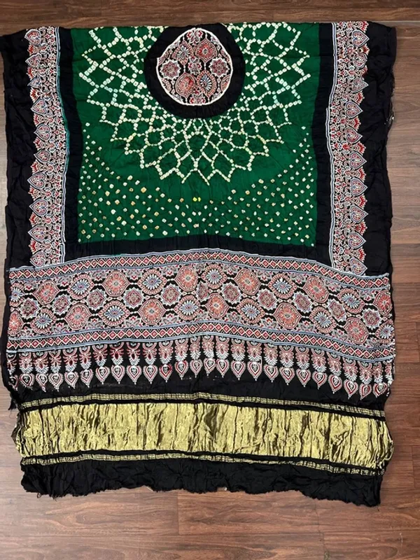 Multicolor_Modal_Silk_Bandhani_Ajrakh_Tissue_Pallu_Dupatta_For_Women