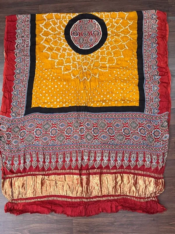 Multicolor_Modal_Silk_Bandhani_Ajrakh_Tissue_Pallu_Dupatta_For_Women