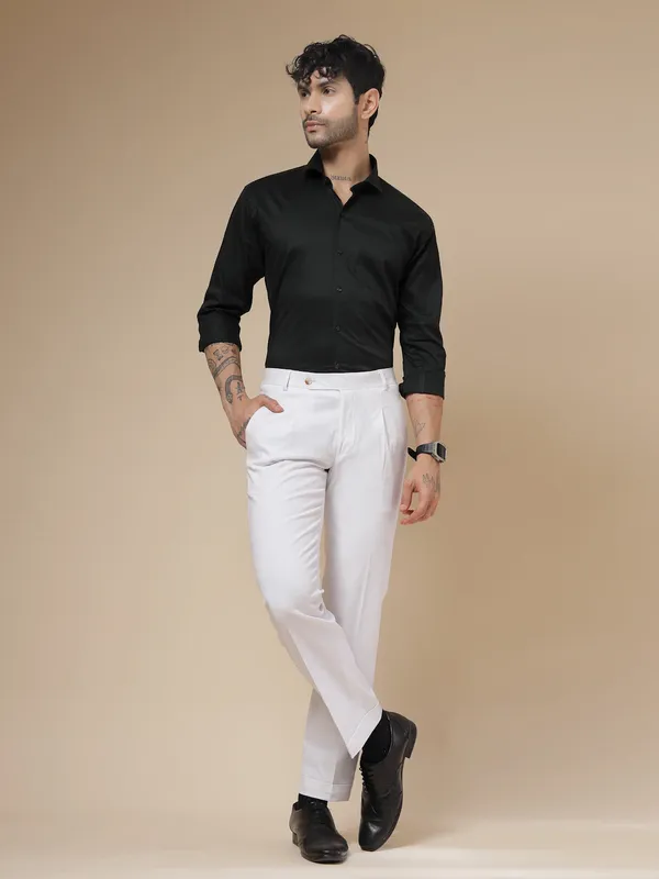 White_Linen_Formal_Pleated_Gurkha_Pants_For_Men