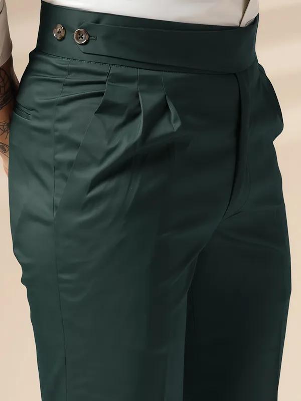 Bottle_Green_Polyester_Blend_Classic_Buttoned_Gurkha_Trousers_For_Men