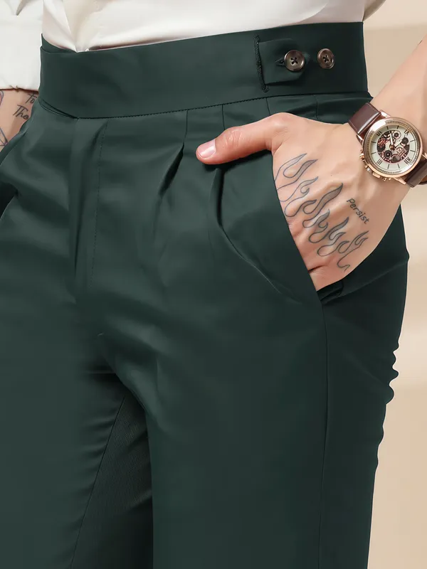 Bottle_Green_Polyester_Blend_Classic_Buttoned_Gurkha_Trousers_For_Men