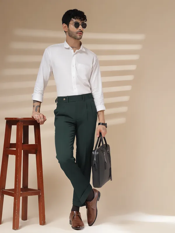 Bottle_Green_Polyester_Stretch_Signature_Gurkha_Pants_For_Men