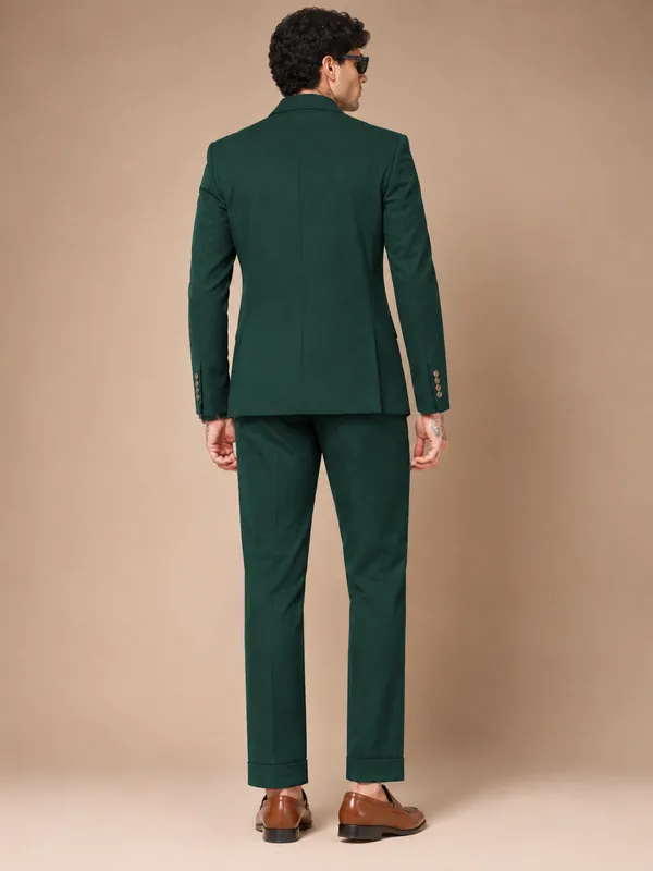 Bottle_Green_Double_Breasted_Suit_For_Men