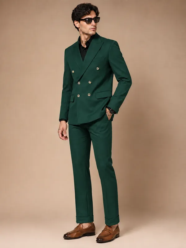 Bottle_Green_Double_Breasted_Suit_For_Men