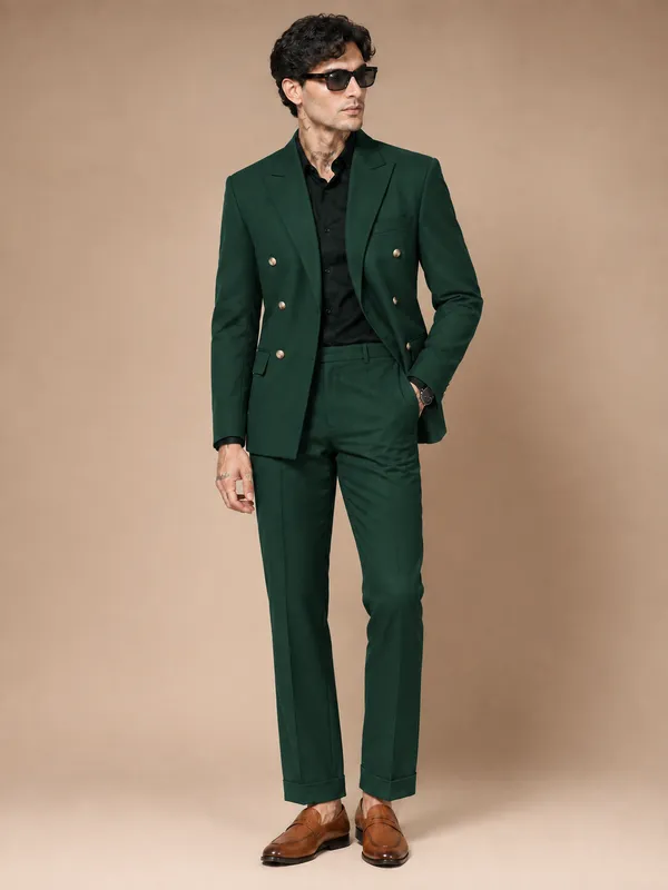 Bottle_Green_Double_Breasted_Suit_For_Men