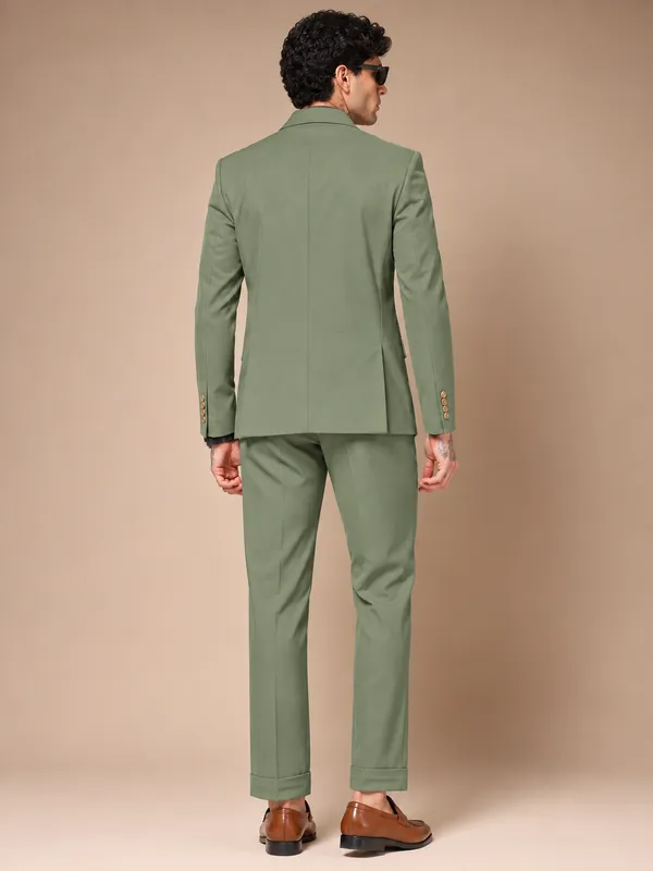 Pebble_Double_Breasted_2_Piece_Suit_For_Men