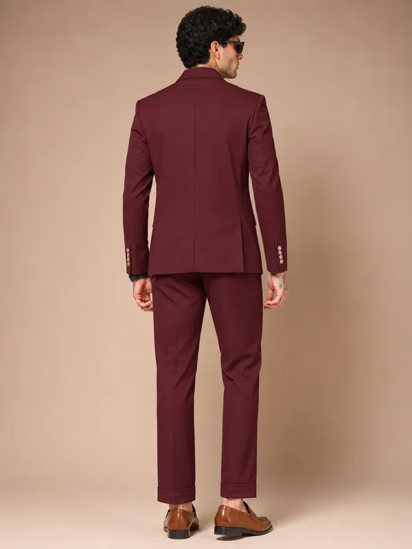 Wine_Double_Breasted_2_Piece_Suit_For_Men