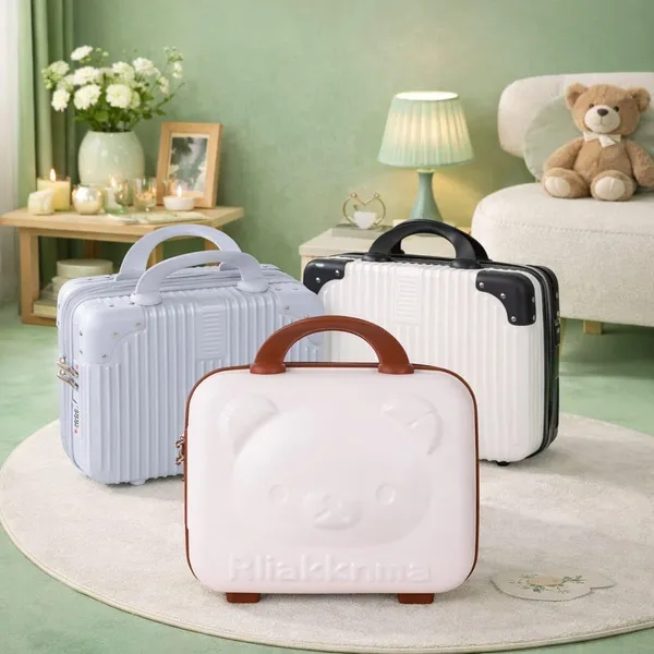 Hard_Shell_Cosmetic_Travel_Case