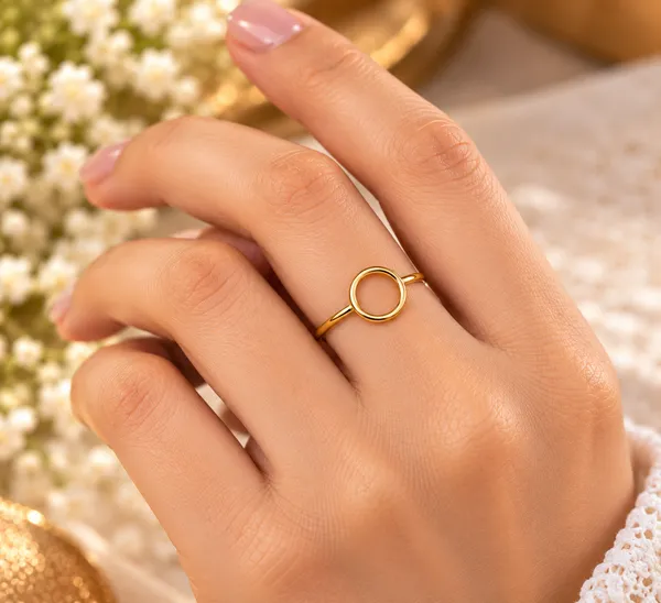 Aurelle_Signature_Halo_Ring