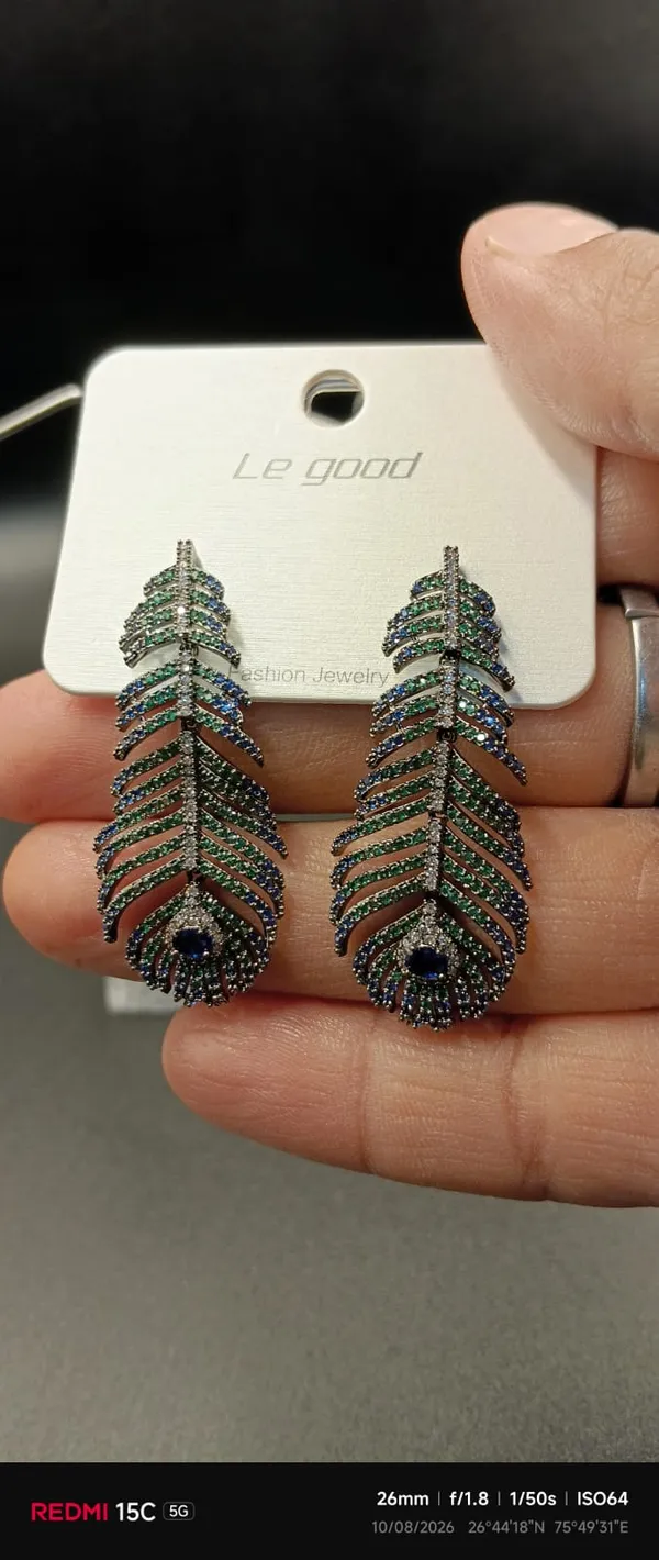 Multicolor_Leaf_Drop_Earrings_For_Women
