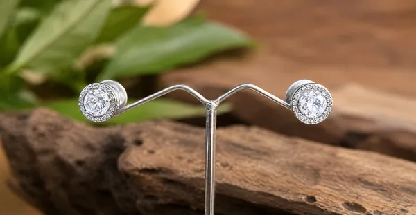 Silver_Tone_Crystal_Nose_Ring_For_Women