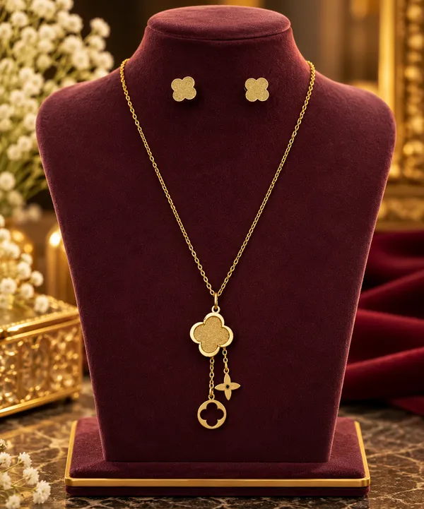 Golden_Clover_Charm_Necklace_&_Earring_Set
