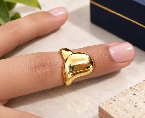 Polished_Gold_Sculptural_Dome_Statement_Ring
