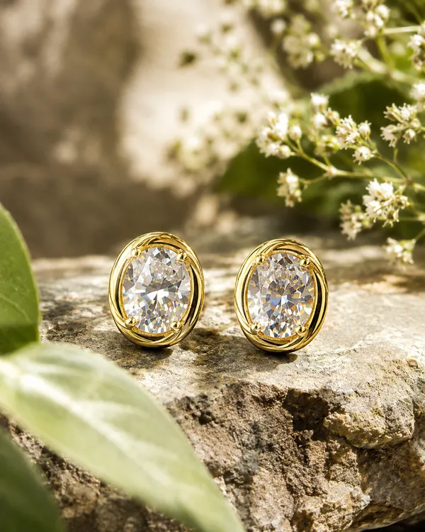 Gold_Tone_Oval_Crystal_Stud_Earrings_For_Women