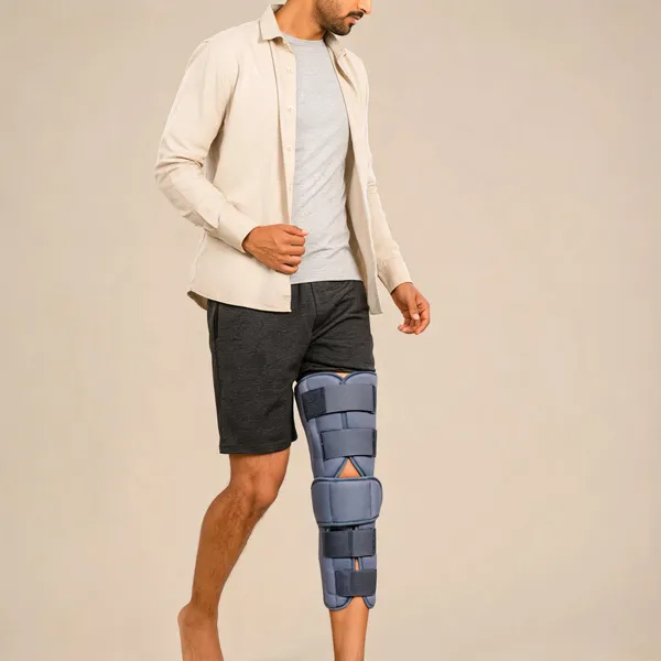 Saket_Ortho_Rehab_Compression_Knee_Sleeve_Mild_Pain_&_Stability