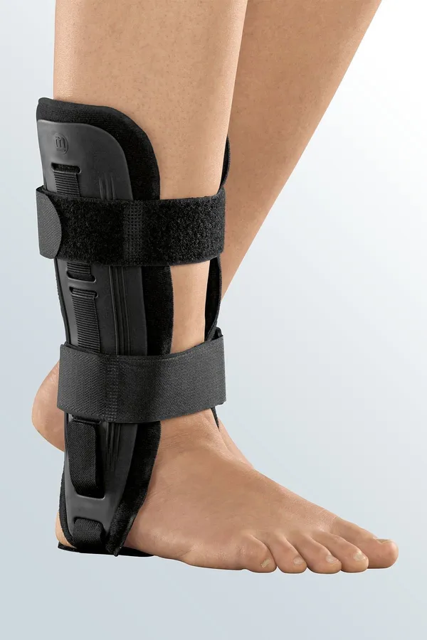 elastic_shoulderimmobilizer_with_cup