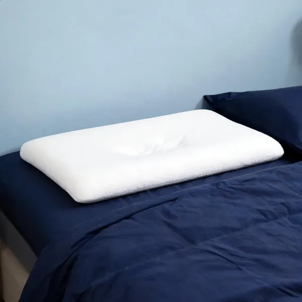 White_Memory_Foam_Slim_Sleeping_Pillow_For_Men_And_Women