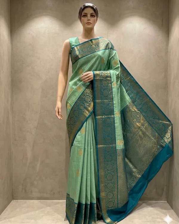 Green_Woven_Traditional_Saree_for_Women