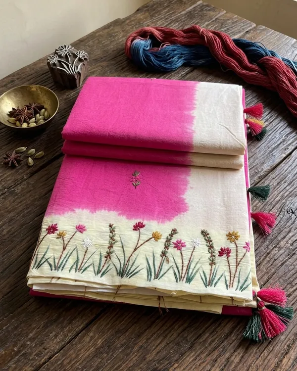 Green_Pure_Mul_Cotton_Floral_Hand_Embroidered_Saree_For_Women