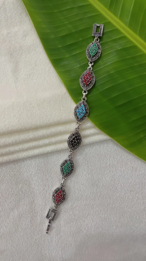 Multicolour_Oxidized_Link_Bracelet_for_Women