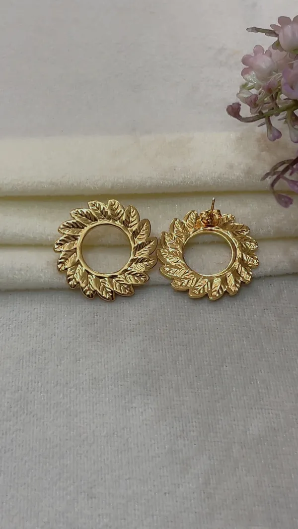 Gold_Tone_Floral_Hoop_Earrings_for_Women