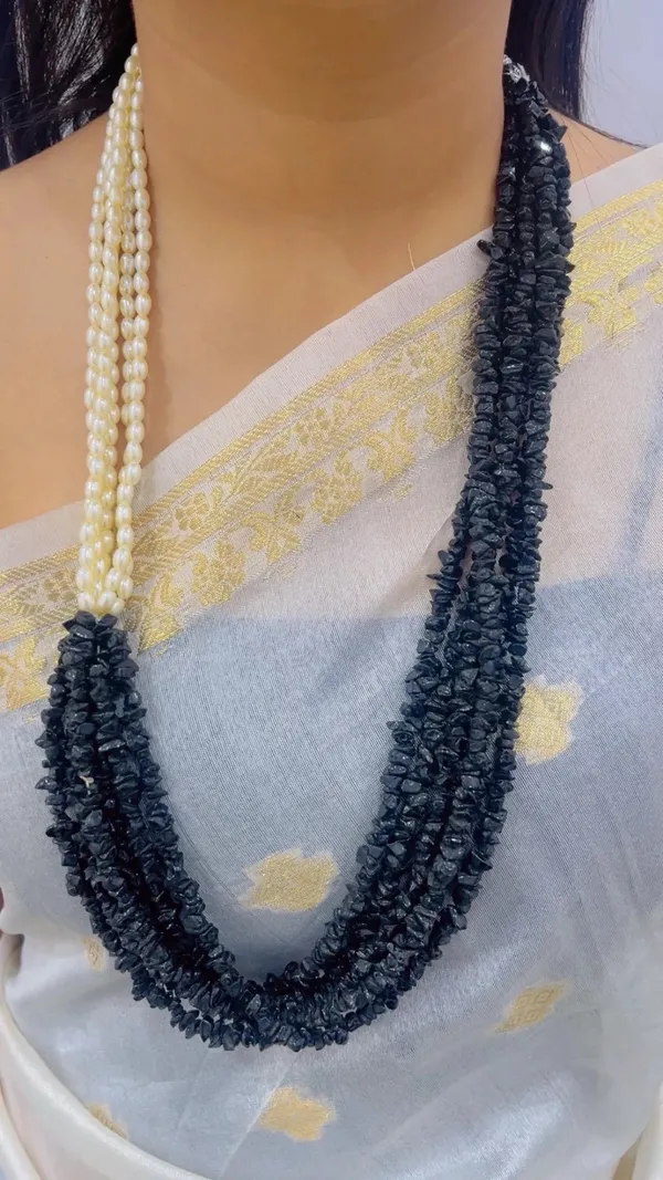 Black_Beaded_Layered_Necklace_for_Women