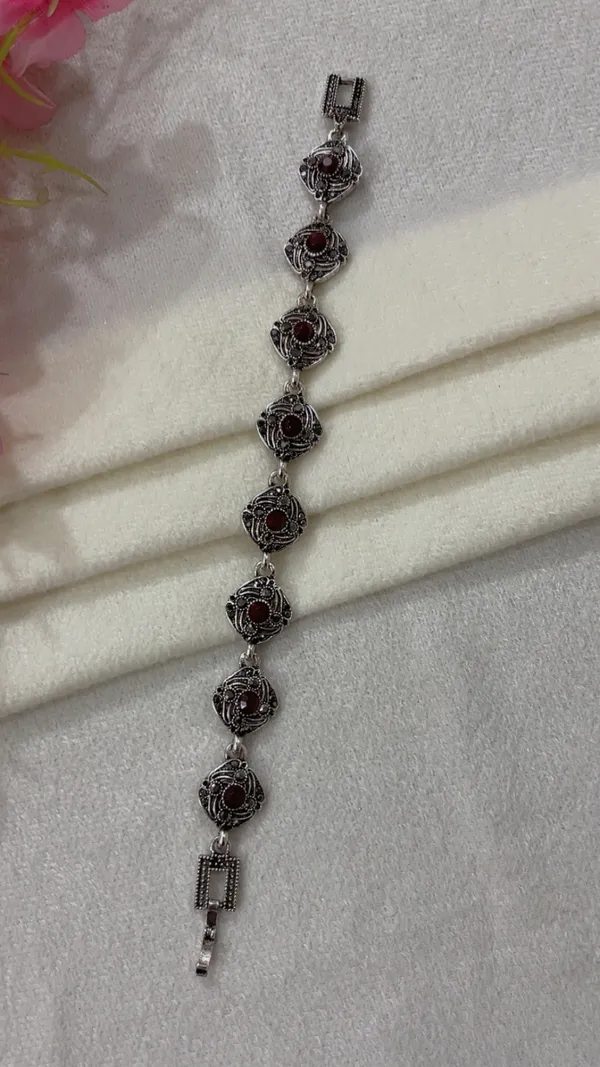 Silver_Tone_Red_Stone_Link_Bracelet_for_Women