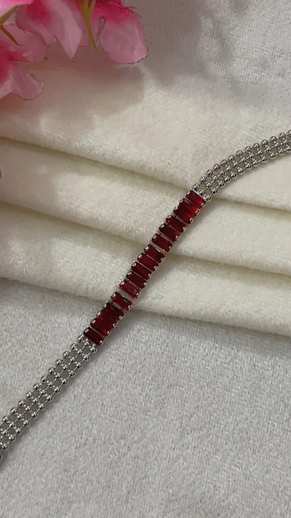 Red_Beaded_Chain_Bracelet_for_Unisex
