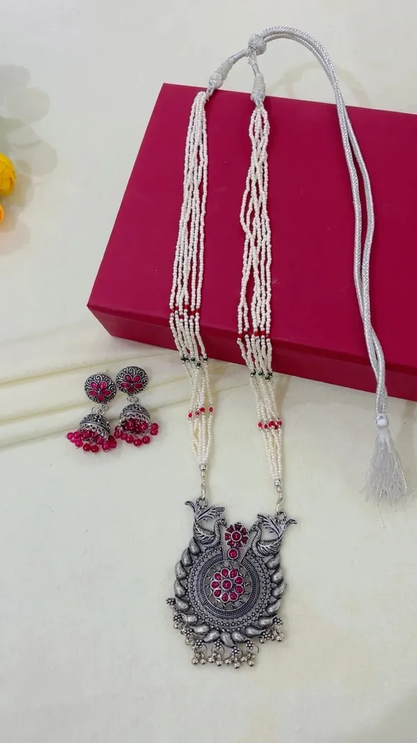 Silver-Tone_Oxidized_Peacock_Necklace_Set_for_Women