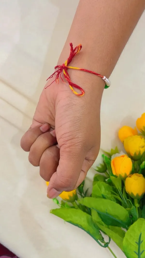 Green_Beaded_Thread_Rakhi_for_Brothers