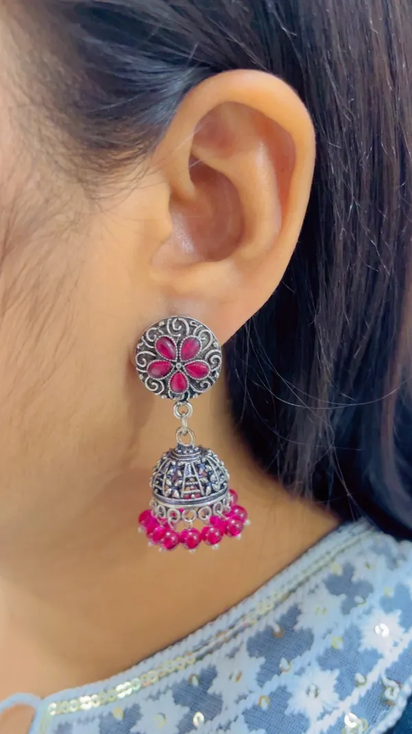 Silver_Tone_Floral_Jhumka_Earrings_for_Women