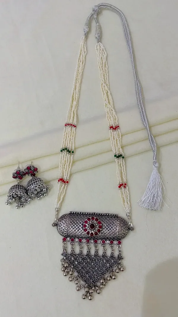 Silver_Tone_Beaded_Statement_Necklace_Set_For_Women