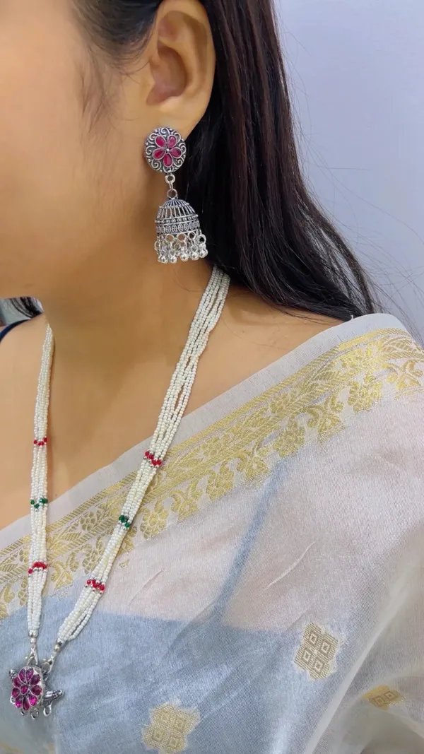 Silver_Pearl_Beaded_Necklace_And_Jhumka_Earrings_Set_For_Women