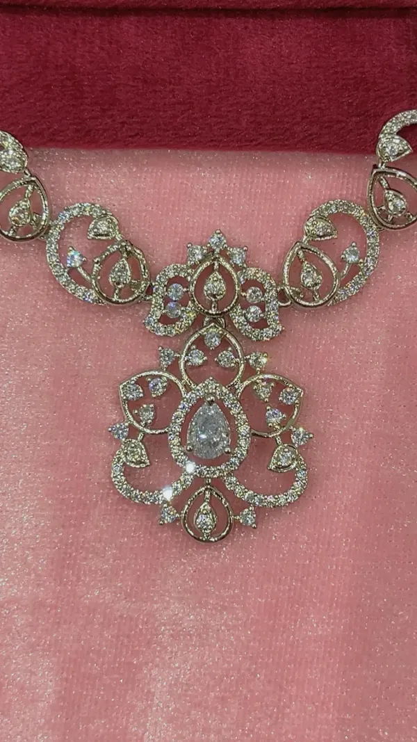 Silver_Tone_Necklace_And_Earrings_Set_for_Women
